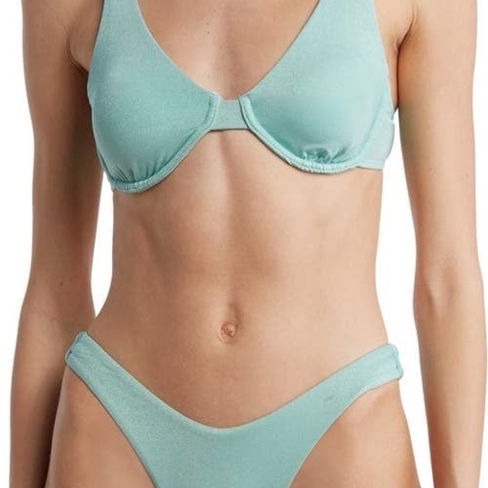 NWOT VYB Mint Green Shimmer Underwire Swimsuit Size X-Large